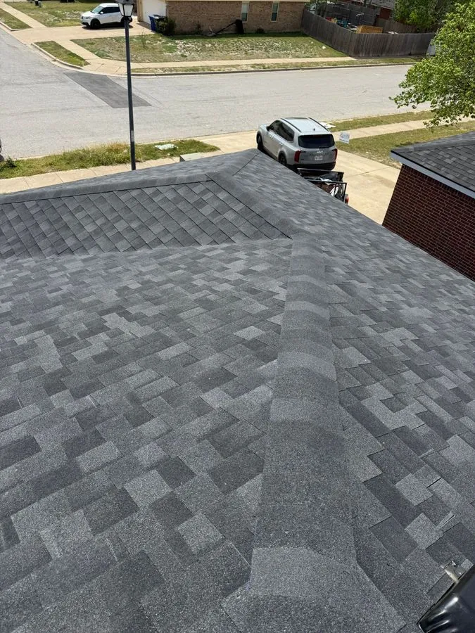 Heritage’s completed shingle roof replacement in Copperas Cove.
